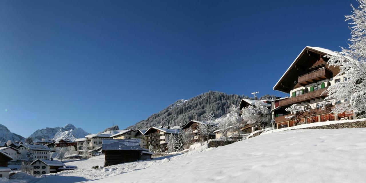 Hotel Adler Garni Hirschegg  Exterior foto